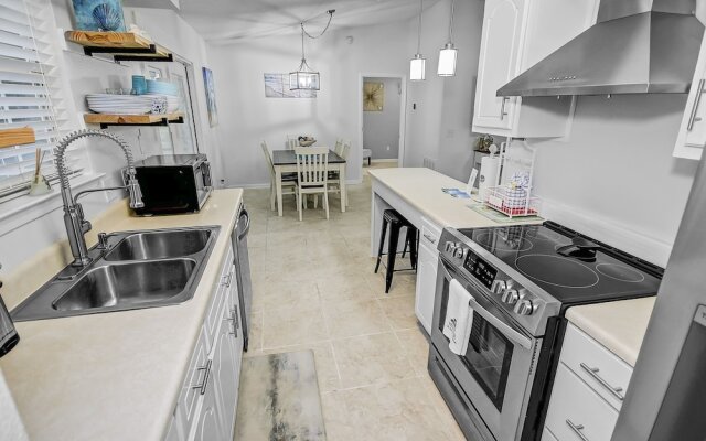 3922 Treasure Cir - Hidden Treasure