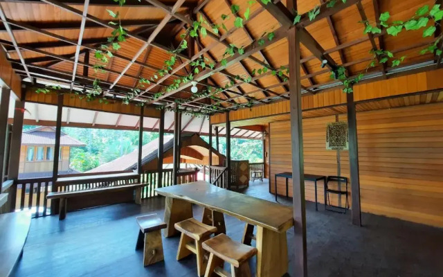 Hotel Besar Bulan Baru - Senggigi