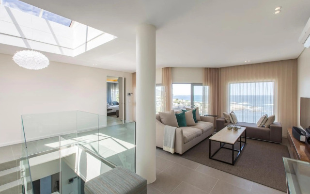 62 Camps Bay