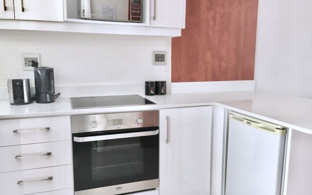 Sandringham Bachelor Beach Road