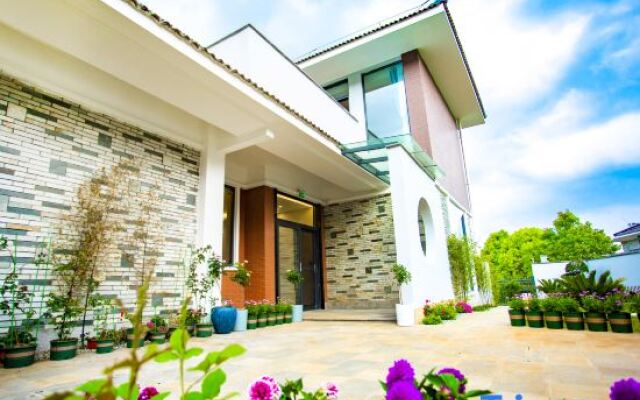 Yunqi Courtyard Hot Spring Inn