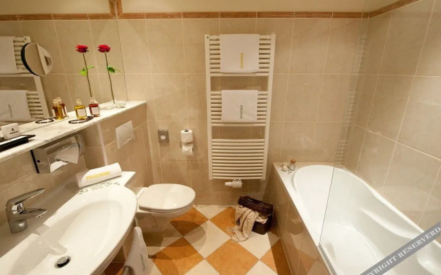 Wohlfühl & Genusshotel Felsenhof - Ihr 4* Hotel In Bad Kleinkirchheim, Kärnten