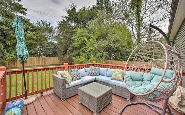 2 Mi to Downtown: Luxe Greenville Retreat!