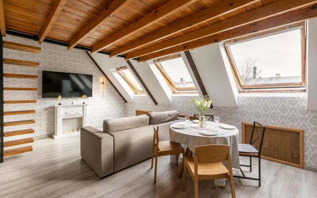 FlatStay (ФлэтСтей) на набережной реки Фонтанки 8