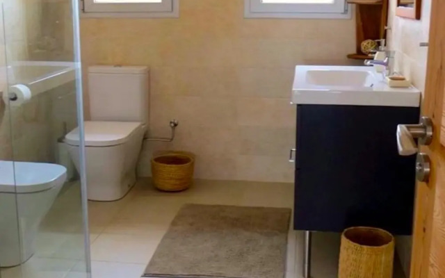 Splendid Villa With sea View