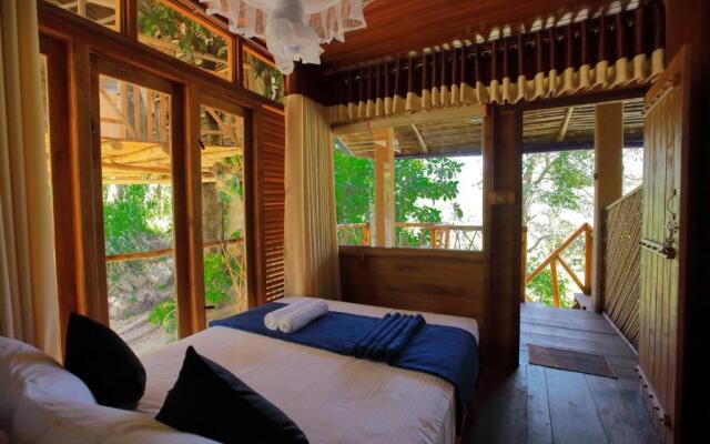 The Winsome & Tree House
