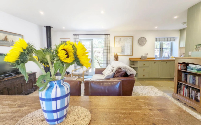 Hearnesbrook Barn , Emsworth