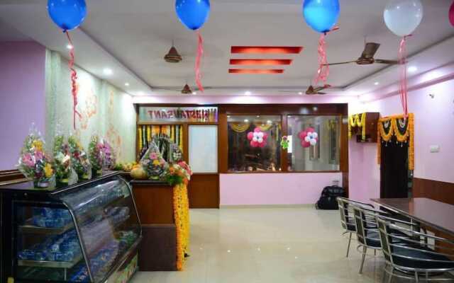 Maruthi Residency Inn