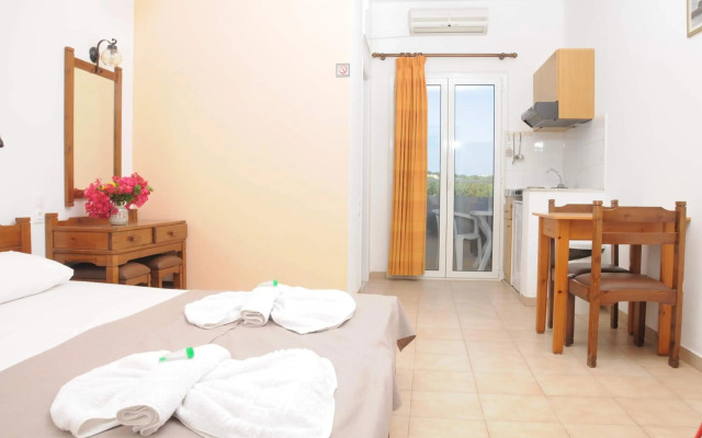 Mastorakis Hotel And Studios