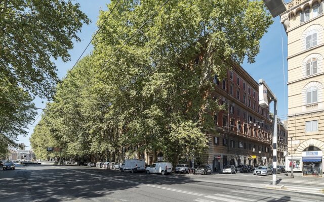 Porta Pia & Villa Torlonia Apartment with Balcony