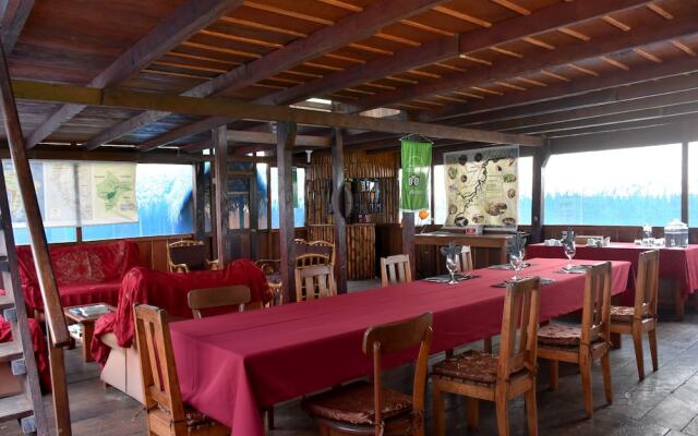 Yaku Amazon Lodge & Expeditions