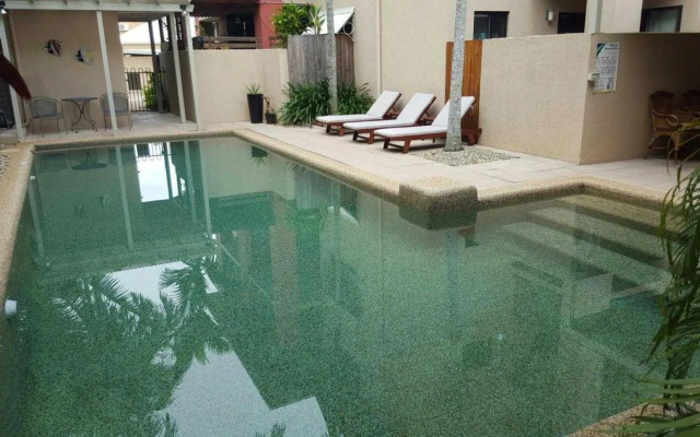 Nautilus Holiday Apartments