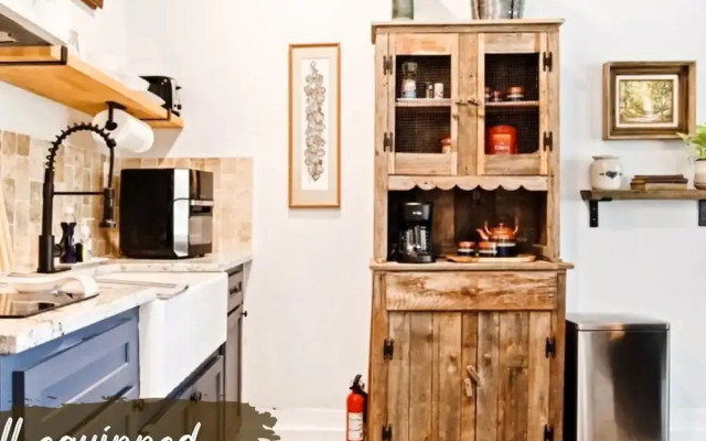 Rustic Studio Rain Shower 3min-asian Dist