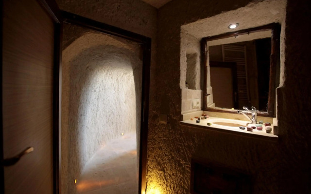 Arif Cave Hotel
