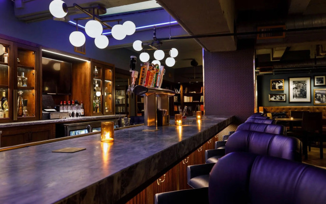 The Barfield, Autograph Collection