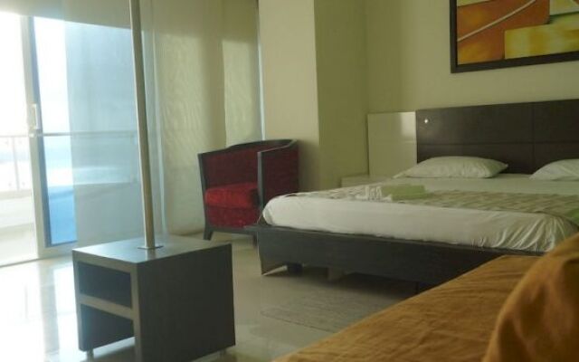 Hotel Balcones De La Bahia