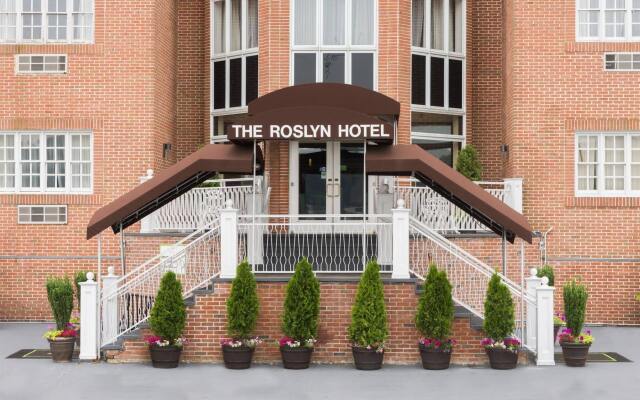 The Roslyn Hotel