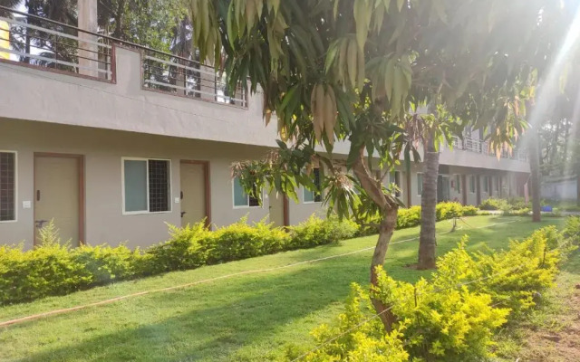 Yeshwitha Residency by OYO Rooms