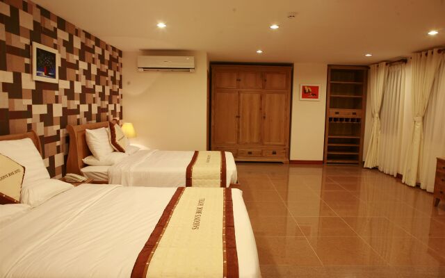 Sai Gon's Book Hotel - The Airport Front