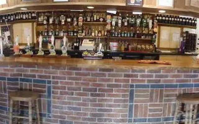 The Lowfield Inn