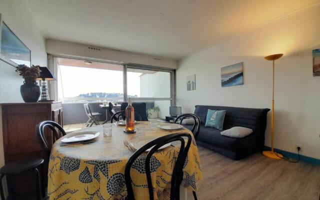 Appartement La Trinité-sur-Mer, 3 pièces, 4 personnes - FR-1-477-99