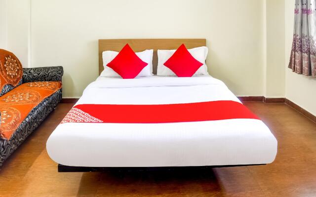 OYO 74291 Hotel Relax Inn