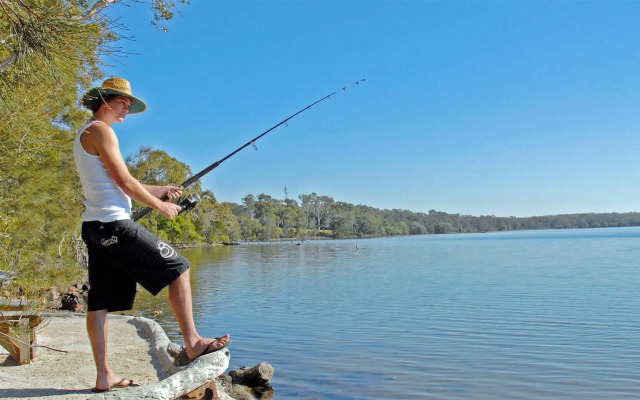 Eumarella Shores Noosa Lake Retreat