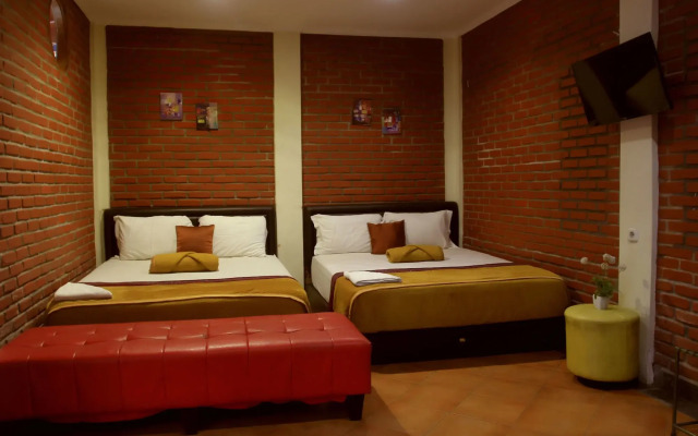 Bantal Guling Villa Bandung