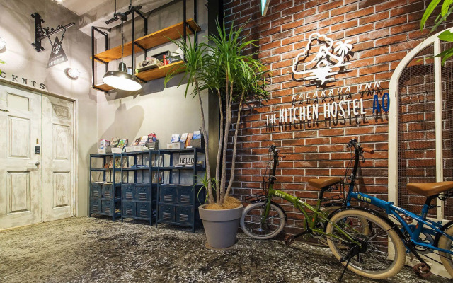 Kalakaua Inn The Kitchen Hostel Ao