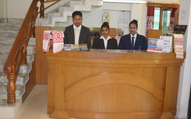 Hotel Kaziranga Continental