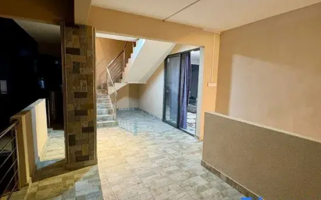 Luxurious Teak Furnished City Apartment w/ Pool