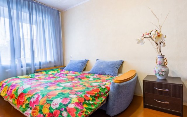 Tourist Apartment on Gazeta pr. Krasnoyarsky Rabochiy, 68A
