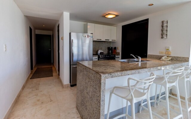 Elements Penthouse 5 3 Bedroom Condo by RedAwning