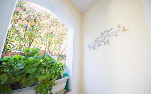 La Casetta Dei Fiori Vi3078