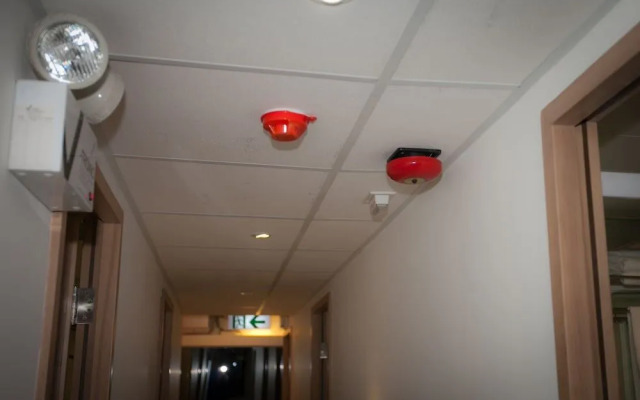 Leisure Hostel