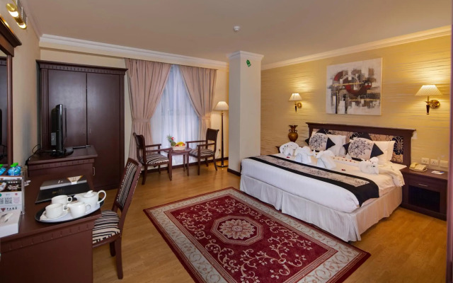 Pars International Hotel
