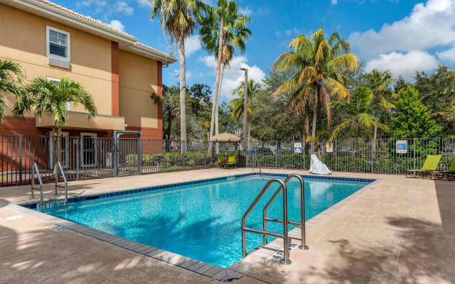 Extended Stay America Suites Fort Lauderdale Plantation