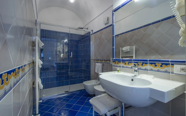 Albadamare Boutique Hotel