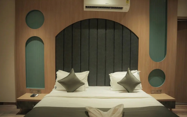 Sudarshan Palace By Spree