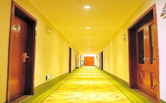 GreenTree Inn Jiangsu Wuxi Jiangyin Xinqiao Taixin Road Express Hotel