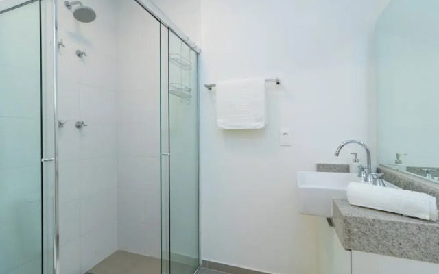 Ape C AR piscina e academia prox Allianz