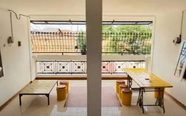 Hotel O Flamboyan Harapan Indah