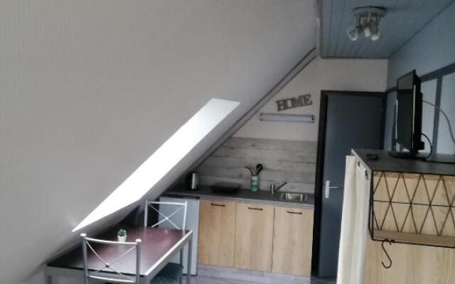 CHAMBRE STUDIO avec KICHENETTE SOLEIL DE NACRE