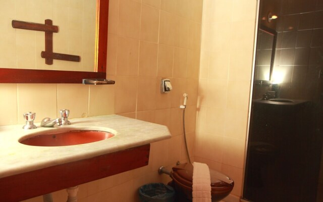Oasis Praia Hotel