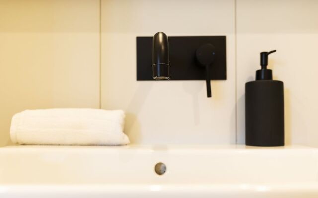 HFN Crown Boutique Apartment