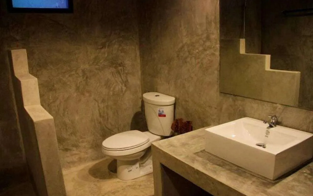 Khaoyai Nature Life & Tours