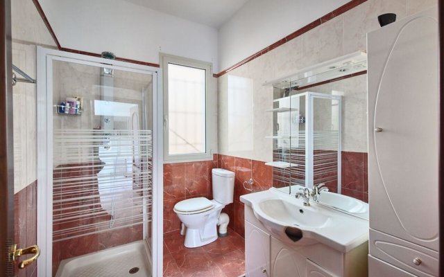 2131 Avenue de Lattre de Tassigny