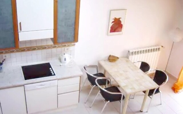 Apartment With one Bedroom in Marseillan, With Pool Access, Furnished