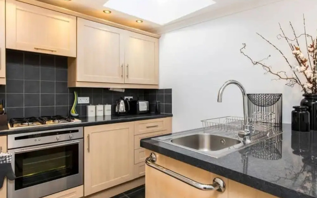 Beautiful 2-bed Flat Notting Hill