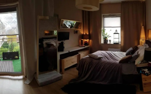 Warsaw King Size Apartment